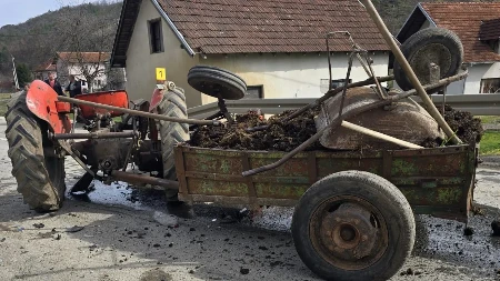 TRAGEDIJA KOD PRIJEPOLJA Jedna osoba pala sa traktora i stradala