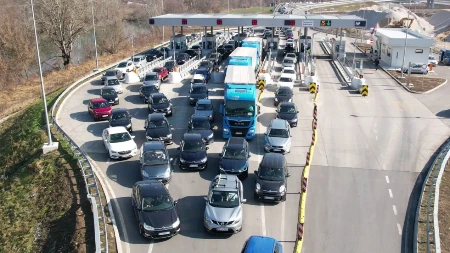 VOZAČI, SPREMITE SE! Preti saobraćajni kolaps, evo gde se očekuju najveće gužve