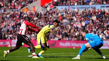 ZGROŽENI SU Premijerligaš žestoko osudio uvrede na rasnoj osnovi upućene ovom fudbaleru