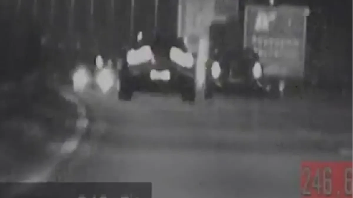 JURIO 246 NA SAT LUKSUZNIM AUTOM Nasilnička vožnja kod Surčina (FOTO/VIDEO)