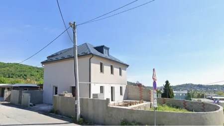 SVIREPI ZLOČIN U KUĆI SRBINA Bosanac ubijen u ilegalnoj kockarnici! 