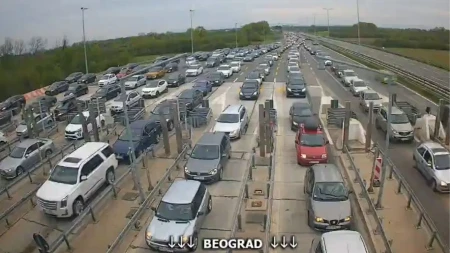 KOLAPS NA ULAZU U BEOGRAD! Formirala se kilometarska kolona, saobraćaj mili