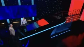 TRAGAČ SE SRUŠIO U KVIZU POTERA Voditelj hitno reagovao! 