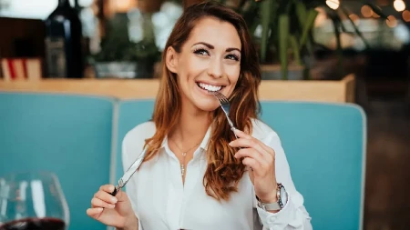 Žena 6 godina jela samo meso: Niko nije očekivao da se ovo desi njenom telu