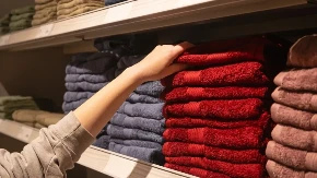 JEFTINI ILI SKUPI? Evo isplatili se bacati pare na luksuzne peškire, eksperti se drže ovog stava