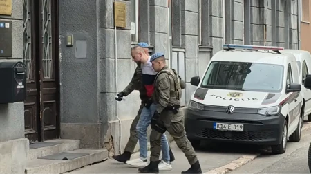 TUKLI GA ŠIPKAMA I SNIMALI MOBILNIM TELEFONOM Detalji stravičnog zločina u Sarajevu (VIDEO)  