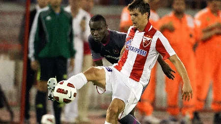 "GLEDAM ŠERIFA, NE IZAĐE IZ 20 METARA" Andrija Kaluđerović o derbiju nekada i sada: Mene su čuvali Krstajić i Savić