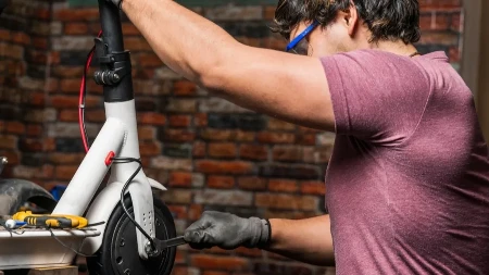  Mnogi ga ignorišu, a donosi sigurnu zaradu - gradovi puni trotineta, ali fali majstora