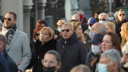 "UGASILA SE ZENICA OKA PLAVOG, OTIŠAO JE MOJ ANĐEO..." Pevaču supruga umrla na Uskrs, sada se oglasio 