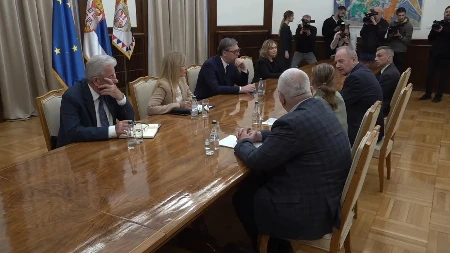VUČIĆ NASTAVLJA KONSULTACIJE Danas sa Ruskom strankom, JS i strankom Zeleni Srbije