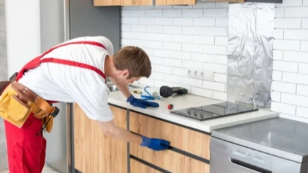 SVI PRAVE ISTU GREŠKU U KUHINJI: Ovih 7 stvari vam prave HAOS, a niste ni svesni!