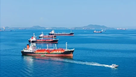 171 tanker promenio pravac - Ormuski moreuz blokiran, svi traže naftu na drugoj strani 