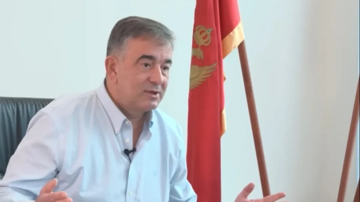 TAJNI DOSIJEI ANB-A U IGRI: Đukanovići preko „spavača“ kontrolišu ključne institucije i demonstriraju moć