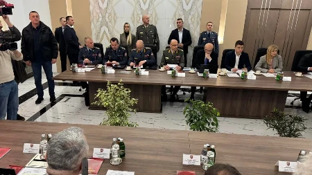 VAŽAN SASTANAK U "Banjica 2" Vučić sa vrhom Vojske Srbije i Ministarstva odbrane, prisustvuje i rukovodstvo Republike Srpske