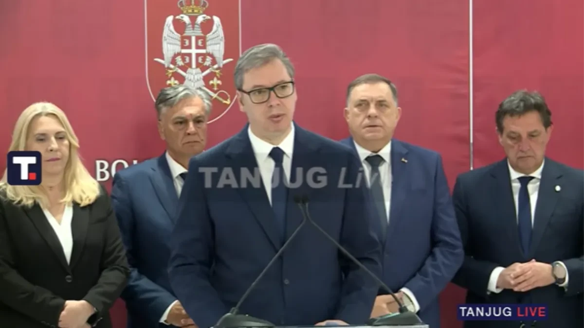 "NAREDIO SAM ROBOTIZACIJU VOJSKE SRBIJE" Završen sastanak u "Banjici 2", Vučić se obratio javnosti