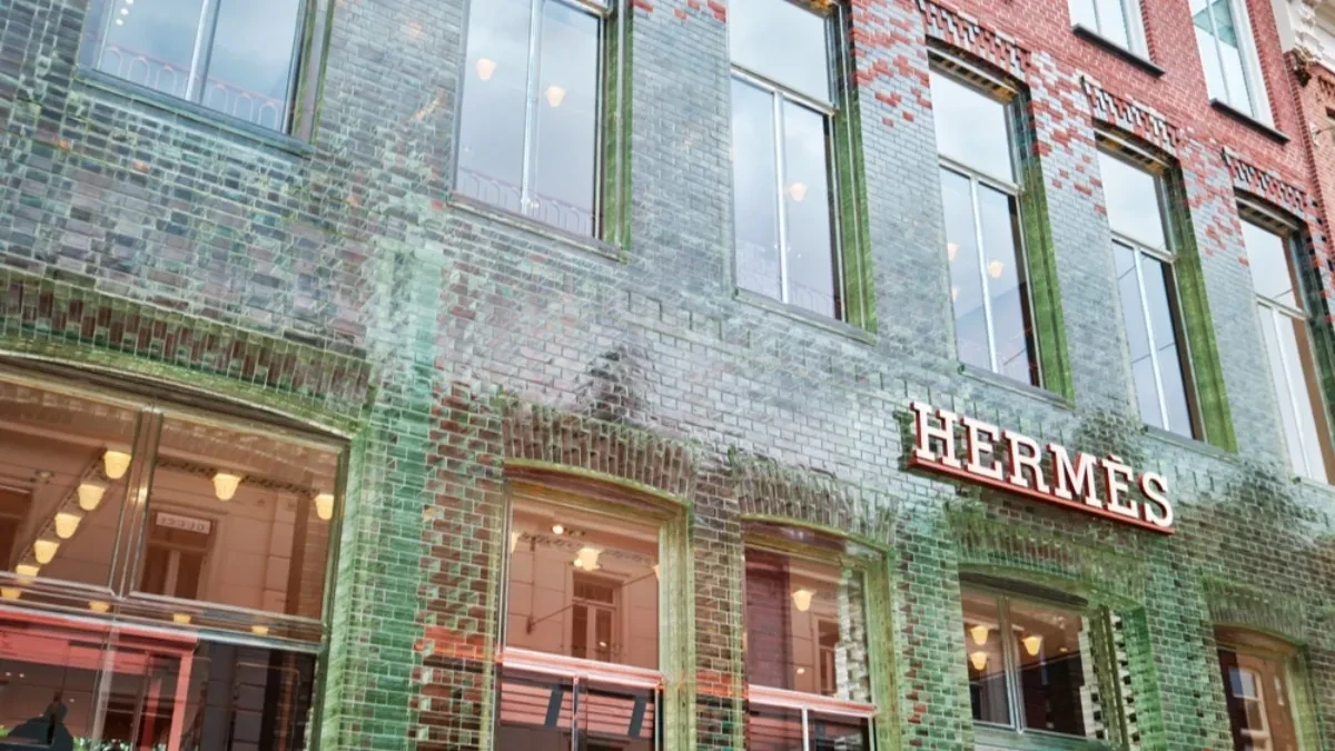 Rat ruši modnu elitu - prodaja pala, akcije potonule