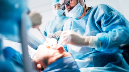 PAKAO POSLE OPERACIJE: Hteo savršen osmeh, probudio se BEZ ZUBA – bol nepodnošljiv!