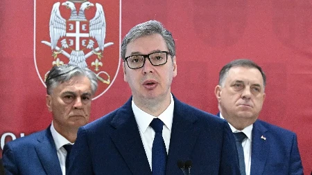SVAKI PUT JE BILO 'SLEDEĆI JE VUČIĆ' O tome ko će biti na vlasti u Srbiji odlučuju građani Srbije!