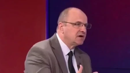 BLOKADERI U KLINČU! Aleksićev potrčko traži da opozicija vrati mandate