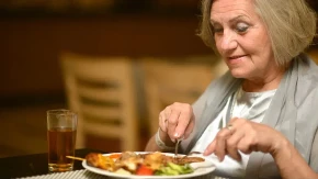 Ova namirnica uništava jetru, a jedemo je svaki dan: Niste ni svesni koliko štetite organizmu