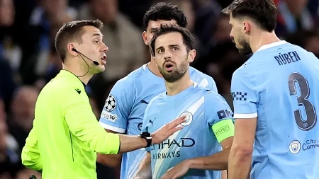 ODLAZAK POSLE DEVET GODINA Simbol nove ere Mančester sitija se oprostio od kluba