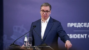 KO JE LUD DA POVERUJE U OVO?! Blokaderi i raskrinkana agencija ponovo serviraju laži