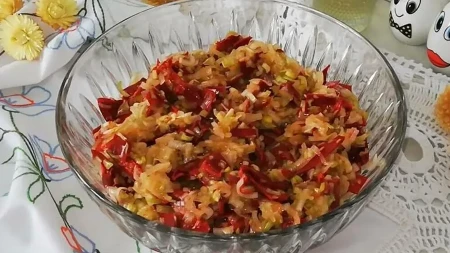 STARINSKI RECEPT ZA LESKOVAČKU TRLJANICU: Sezona PRAZILUKA je idealno vreme da isprobate ovu SOČNU salatu