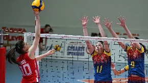 NIJE ŠTO JE NAŠA, ALI JE PRAVA LEPOTICA Srpkinja očarala čitavu Ameriku, ćerka je nekadašnjeg košarkaša Partizana