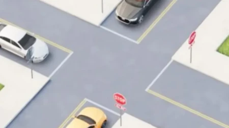 SAOBRAĆAJNA ZAMKA KOJA ZBUNJUJE SVE! Tri auta stoje – samo jedan sme prvi! Da li znate KO?