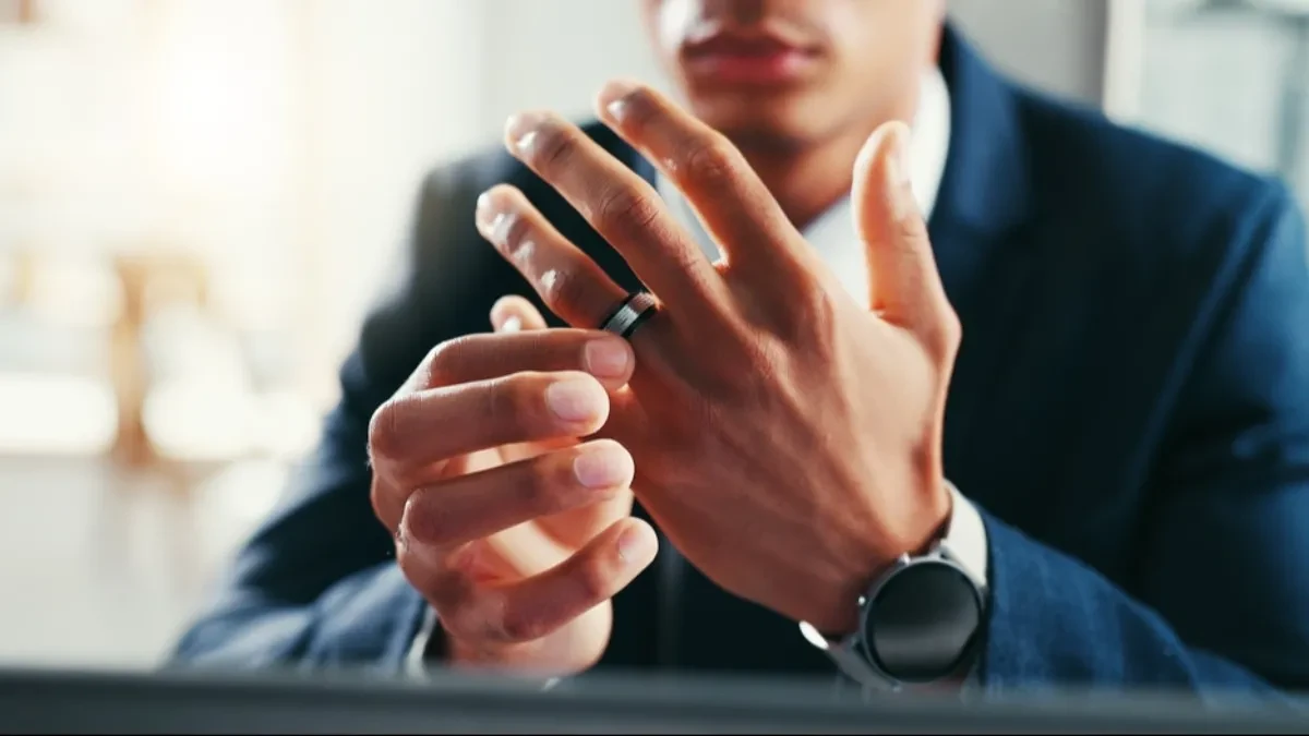 MA DA LI JE OVO REALNO?! Srbin stavio LAŽNU BURMU, pa se uputio u klub - ono što se desilo nije mogao ni da SANJA