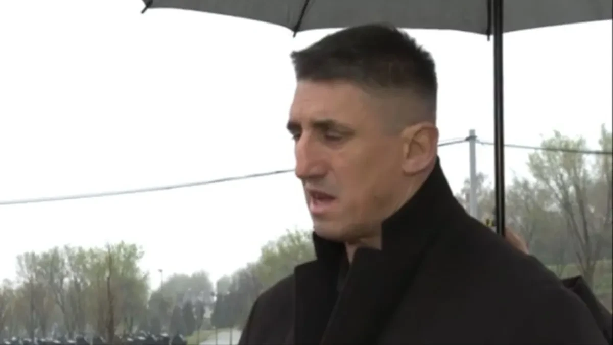 BOLNA SCENA NA GROBLJU STELE SAVIĆ Kristijan ne može da veruje šta je zatekao! (VIDEO)