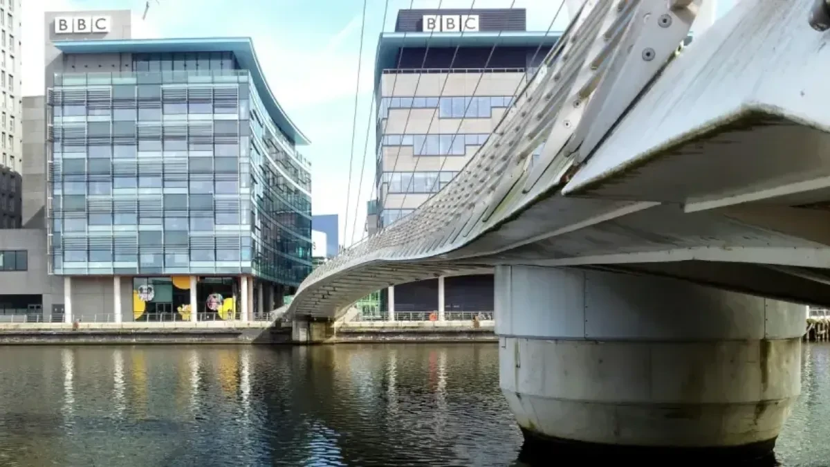 KRIZA TRESE OSTRVO BBC sprema masovne otkaze!