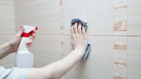 Najskuplje, a ne mora da bude - kako da renovirate kupatilo bez uklanjanja stare keramike