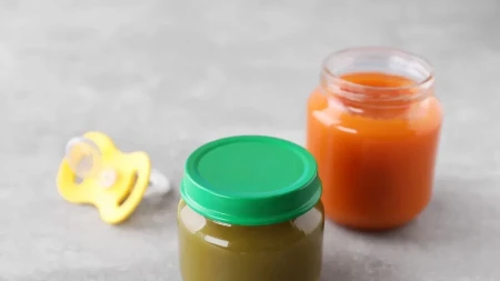 Potencijalno opasna po život - povučena hrana za bebe iz 1.500 marketa u Austriji