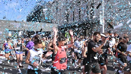 VREME JE ZA SPEKTAKL Počeo Beogradski maraton, da li će pasti rekord?