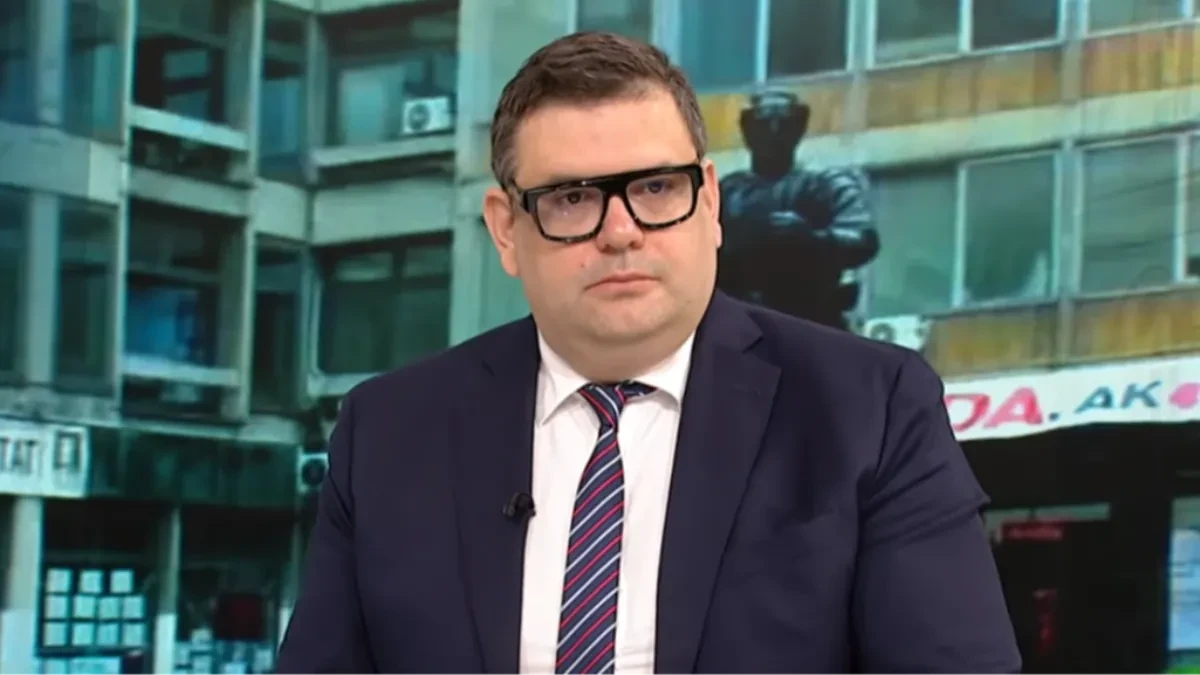 "PLASIRA SE DEZINFORMACIJA DA JE UNIVERZITET IZUZET OD NADLEŽNOSTI PRAVOSUDNIH ORGANA" Advokat Ljubičanović o ulasku policije u Rektorat (VIDEO)