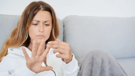 Nokti vam pucaju i listaju se? Ovo prirodno ulje će ih učiniti jakim i zdravim