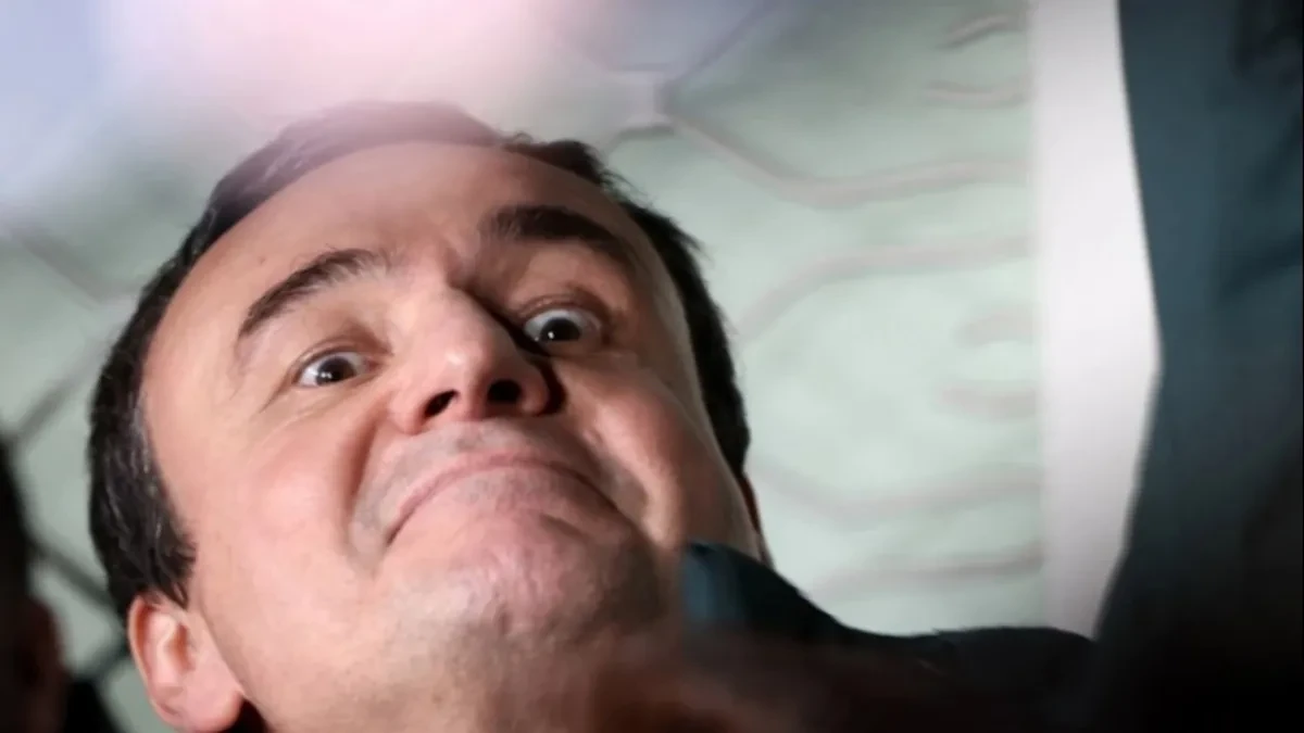 KRIZA U LAŽNOJ DRŽAVI Poludeli zbog Kurtijevih poteza!