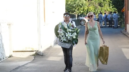 RAZVEO SE NAKON 11 GODINA BRAKA! Pevač iskren: "Prevario sam ženu sa 21 godinu mlađom" 