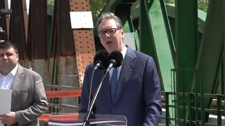 "DO ĐURĐEVDANA ĆEMO ZNATI KADA ĆE BITI IZBORI" Vučić o sukobima blokadera i opozicije: Nešto su se ućutali oko Bugarske i Slovenije