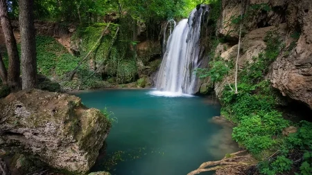 ISKORISTITE PRVI MAJ NA PRAVI NAČIN! Najlepši vodopadi u Srbiji koje morate videti ovog proleća (FOTO)