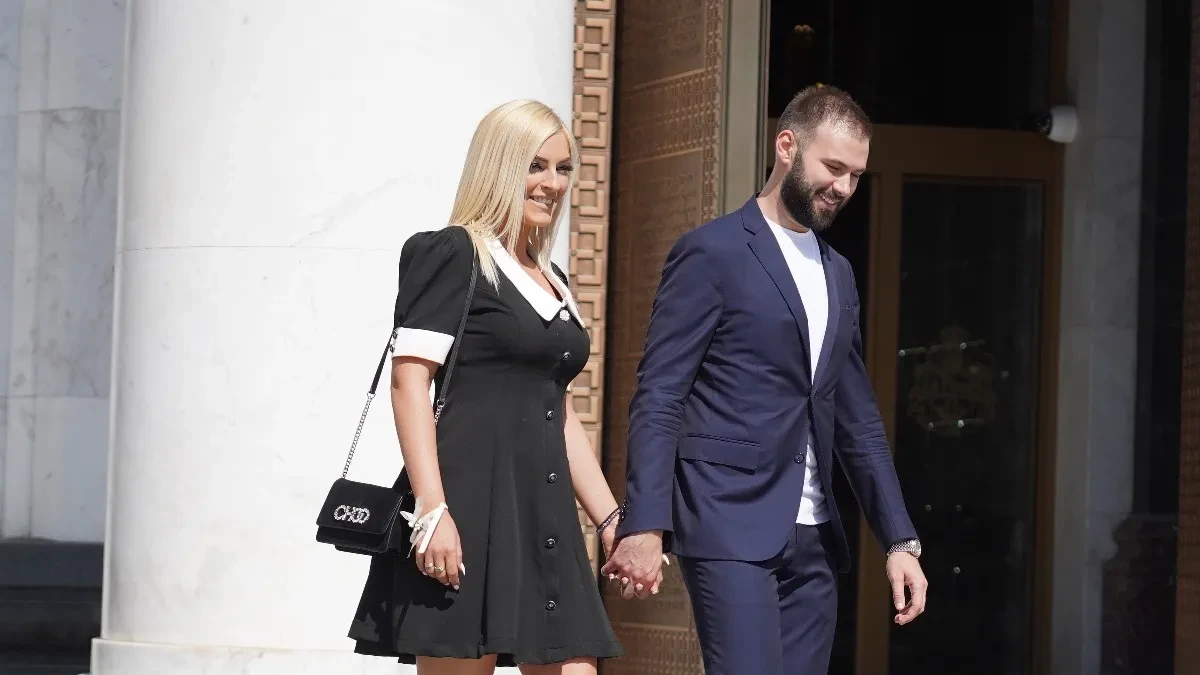 PREVARIO ŽENU, RAZVEO SE, JAVNO PRIČAO DA SE ZALJUBIO, A ONA GA SADA RASKRINKALA: "Tražio je da se pomirimo" 