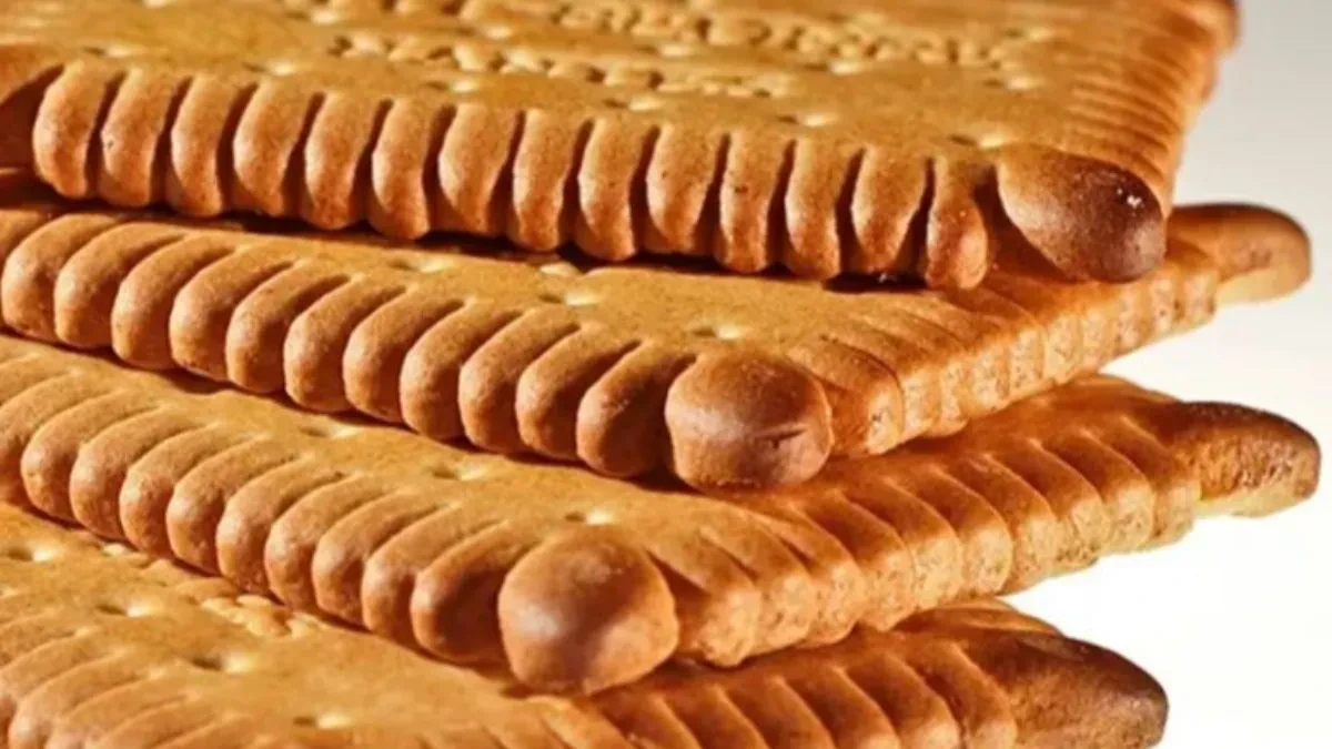 SVAKI DETALJ KRIJE JAKU SIMBOLIKU Omiljeni keks svih nas ima specifičan oblik, evo šta znači svaki deo