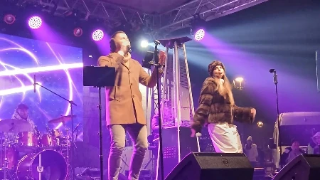 "MAZILI SMO SE U KREVETU, A ONA MI JE REKLA DA SE RAZVODIMO" Važe za idealan par, a pevač otkrio detalje drame u braku 