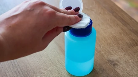 OVO ĆE VAM SPASITI ODEĆU Fora sa acetonom postala viralna na internetu, probajte je i vi 