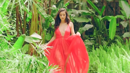 Nikako ne nosite crveno kao gost na svadbi: Razlog će vas šokirati, mnogi veruju u ovu bizarnu tradiciju