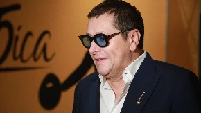 "NE SKIDA PARE SA GOMILE" Aco Pejović ponudio pomoć, pa nestao, kolega ga urnisao