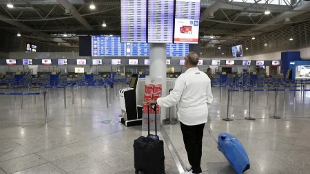 GRČKA DONELA ODLUKU I TO BAŠ PRED LETNJU SEZONU Ovi turisti će biti izuzeti od kontroverznih pravila