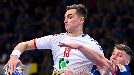 NEKADA IGRAO ZA NJIH, A SADA ŽELI DA IH POBEDI Reprezentativac Srbije igra protiv zemlje koju je odjavio zbog dresa "orlova": Ja sam Srbin od oca Milivoja i majke Biljane