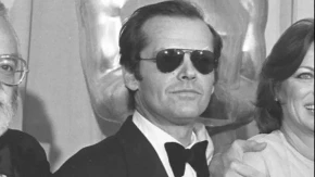 POZNATI GLUMAC VEROVAO DA MU JE MAJKA SESTRA Istina koja je šokirala Holivud